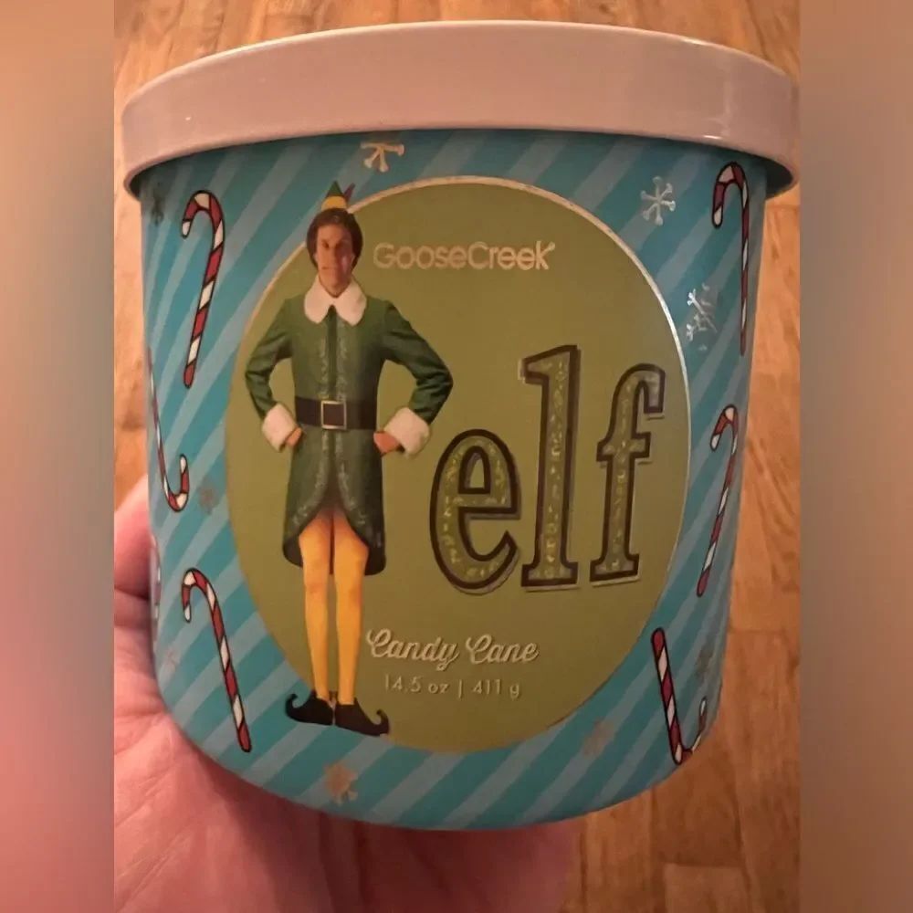 Goose Creek Limited Edition ELF 3 Wick Candle Candy Cane 14.5 oz